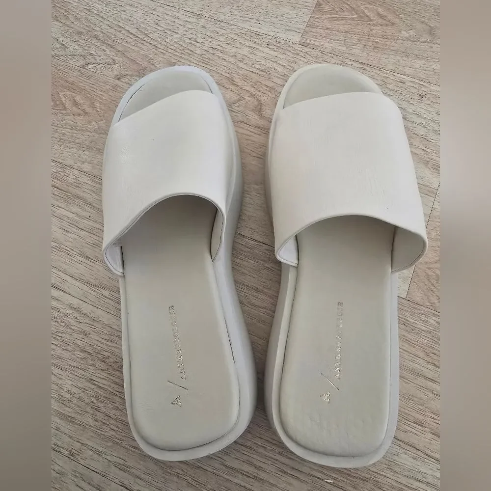 New Anthropologie Platform Slide Sandals Size 9/9.5